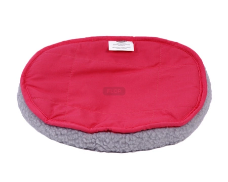 Czerwone legowisko dla szynszyli