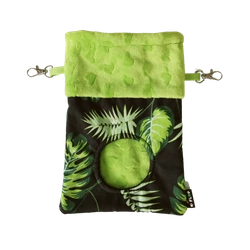 Paśnik tekstylny w liście na czarnym tle  dla szynszyli